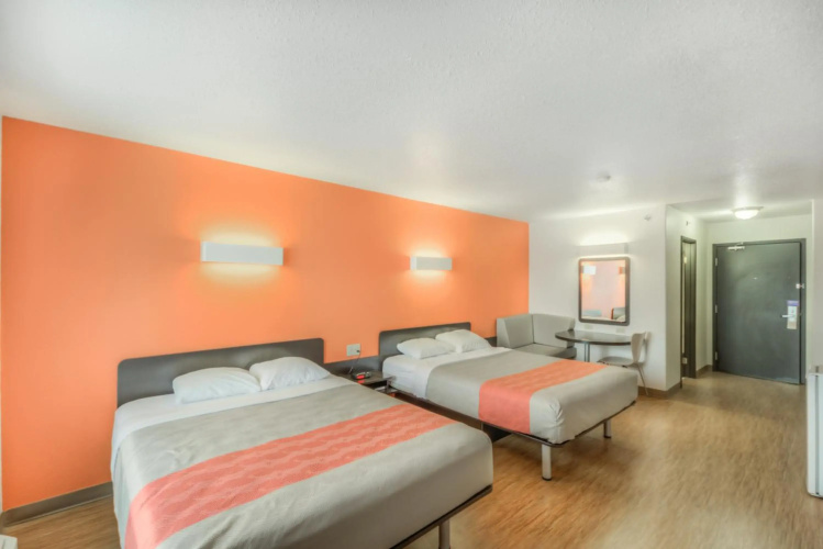 Motel 6 Regina, SK