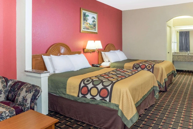 Quadruple Suite