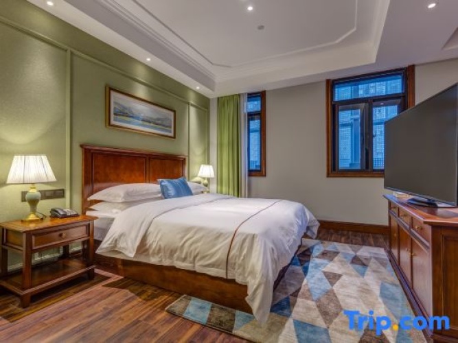 Superior Suite