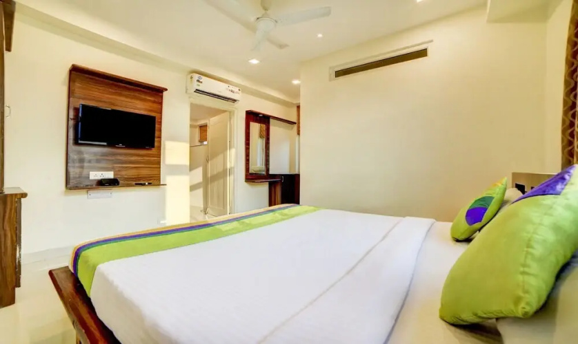 Fabhotel Spring Leaf Gachibowli