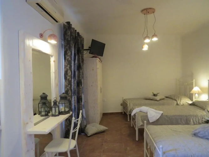 Superior Quadruple room