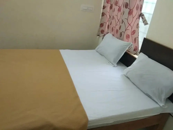 Sri Srinivasa Residency by Iroomz