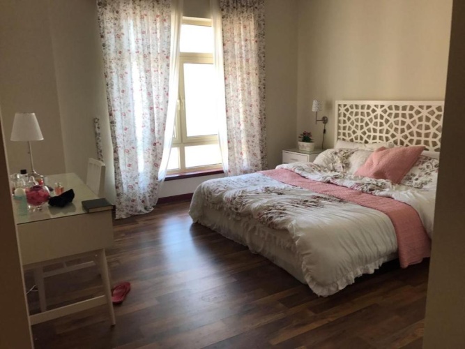 3 Bedrooms Apartment