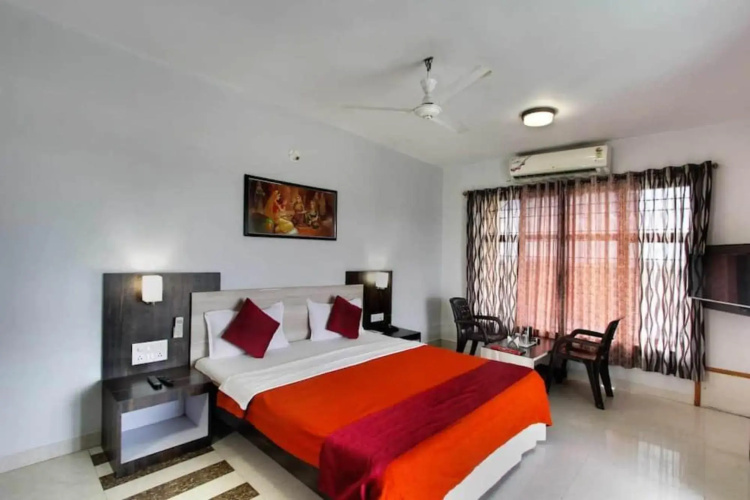 Hotel Hari Priya International