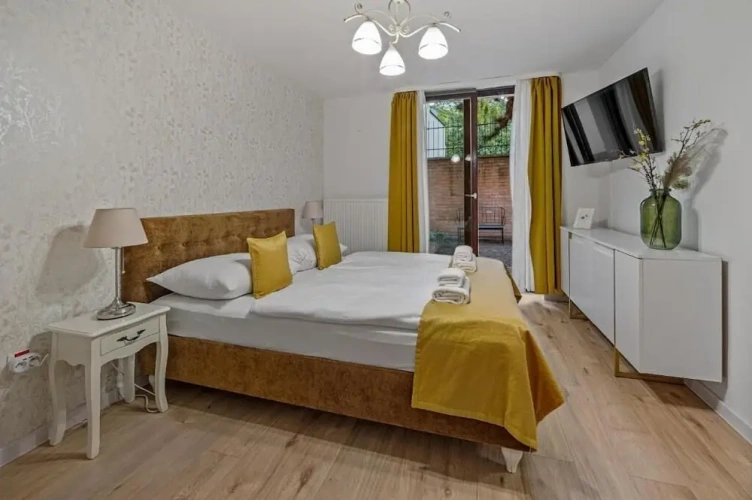 Deluxe Apartment