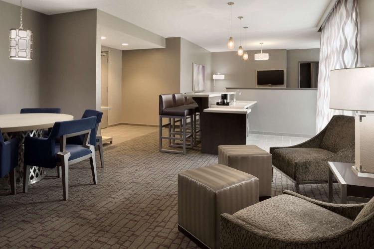 Embassy Suites by Hilton Charlotte Uptown photo 19