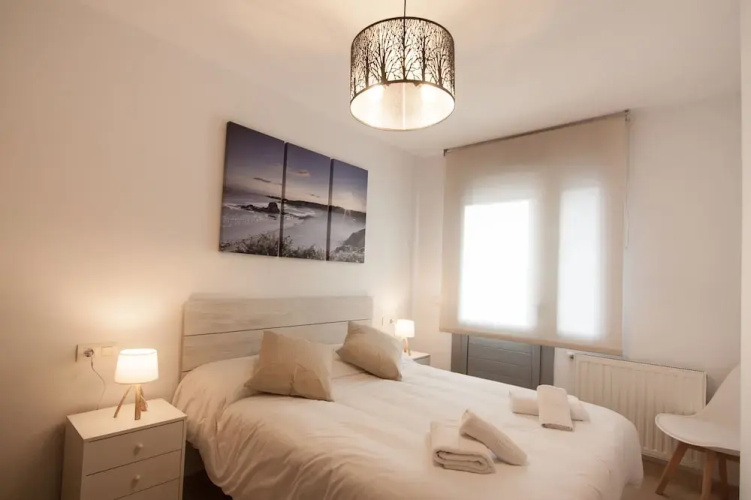 Cuquiellu. Apartamento con piscina