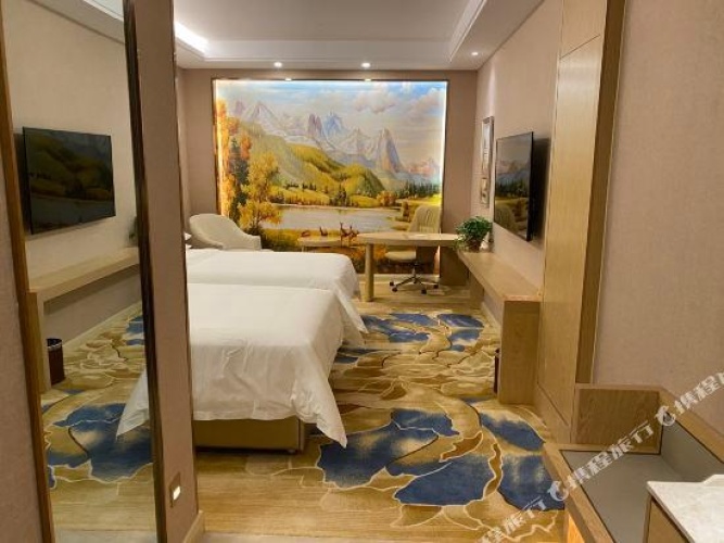 Double Suite