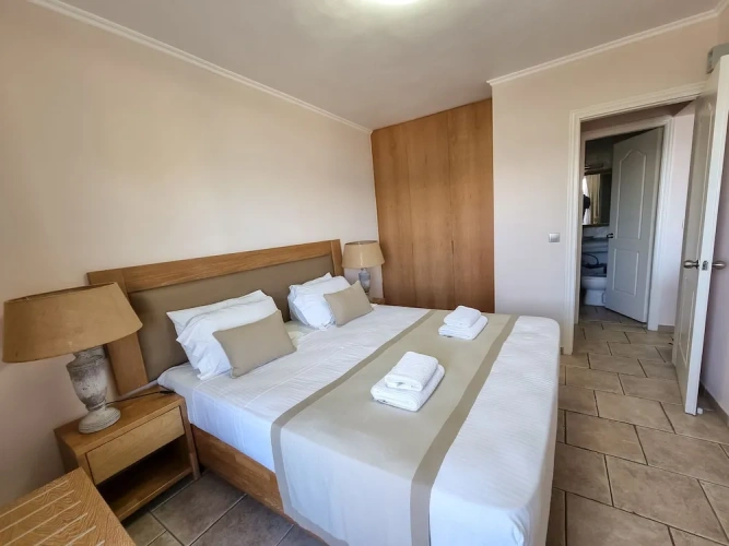 1 Bedroom Apartment with sea view