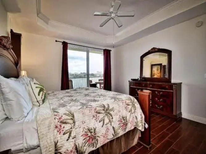 Bay Harbor 202