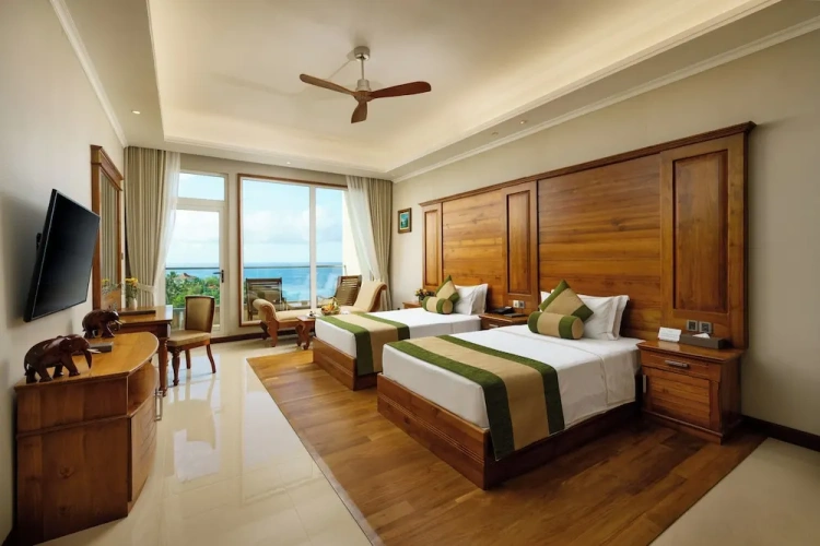 Deluxe Twin room with sea view