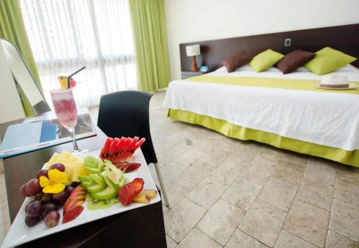Standard Double room with city view