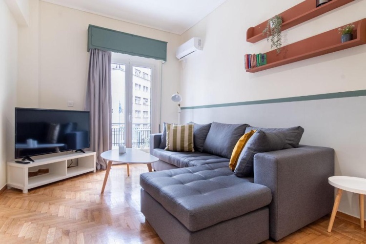 2 Bedrooms Apartment