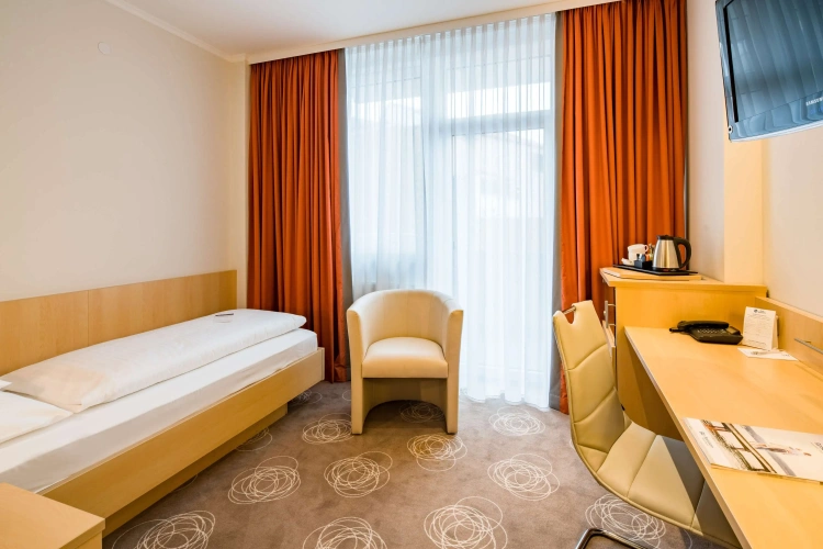 Deluxe Single room