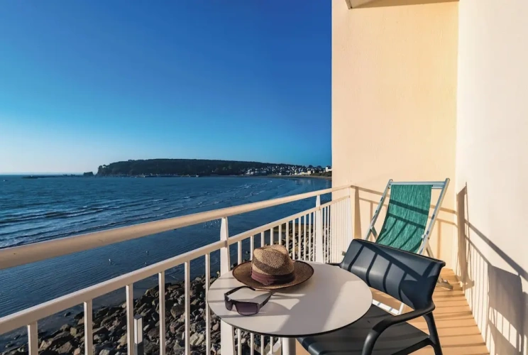 Premium Triple room with balcony and with sea view