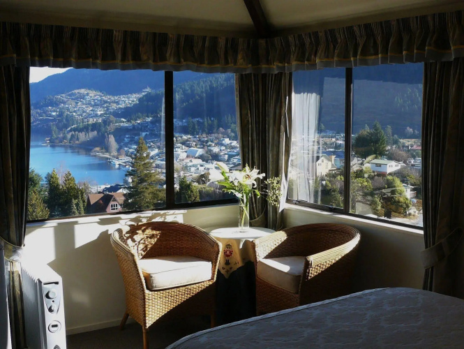 Balmoral Lodge