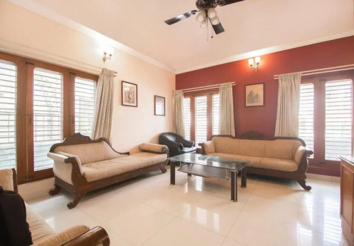 Eyrie Comforts BY OYO Rooms