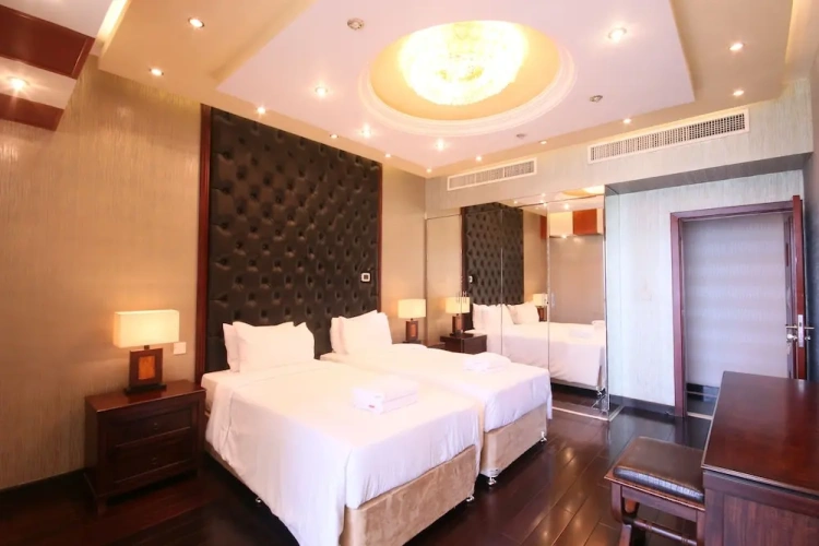 5 Bedrooms Standard Penthouse room with sea view