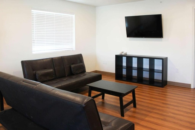 2 Bedrooms Suite