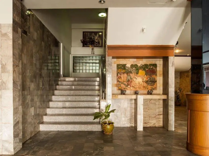 Sagatenakorn Hotel