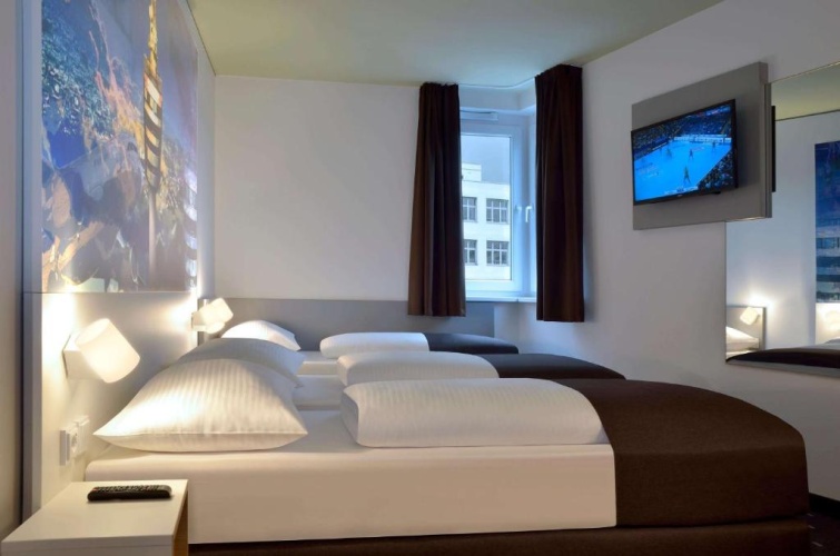Triple room