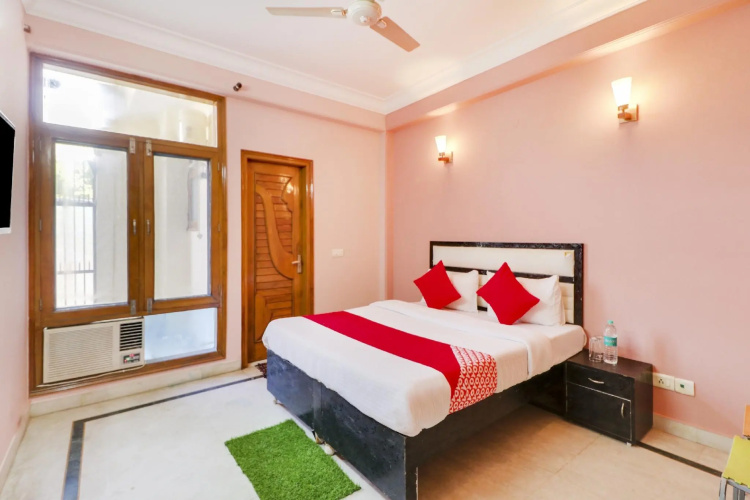 OYO 75765 Ashirwad Residency