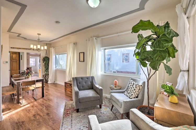 2 Bedrooms Cottage