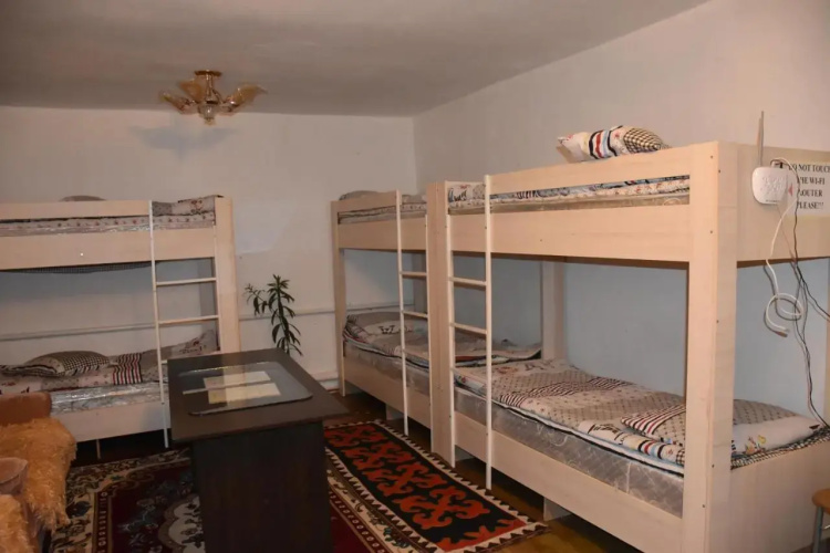 Happy Hostel