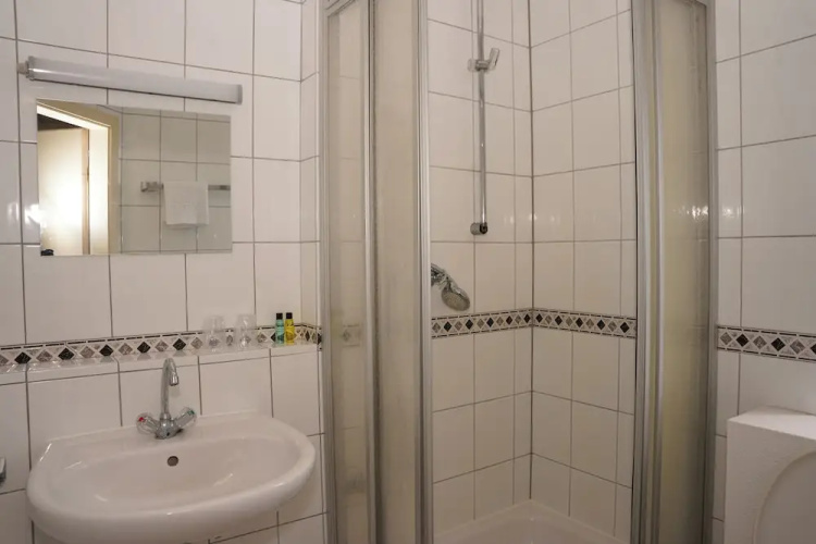 Hör