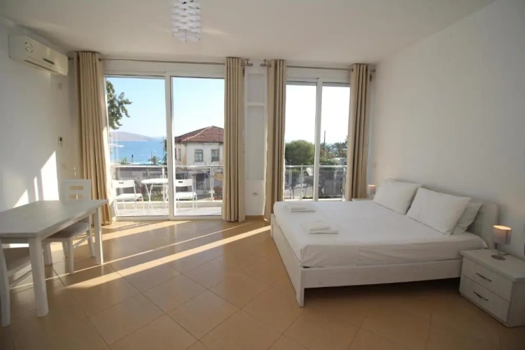 Deluxe Double room with balcony and with sea view