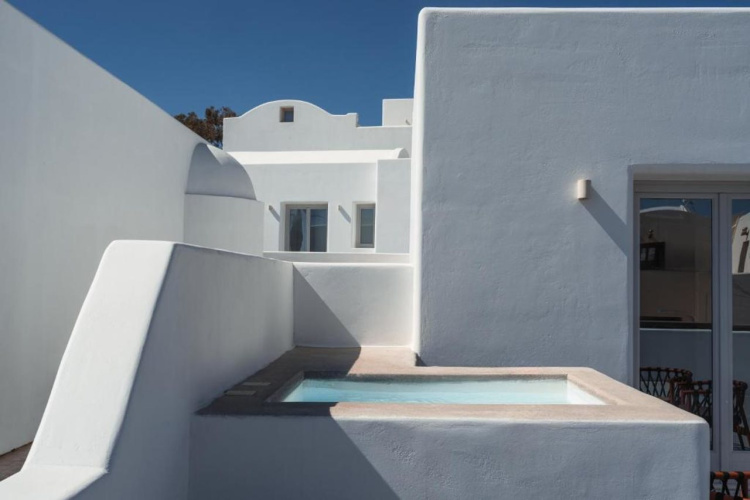 Oikos Santorini Living Concept