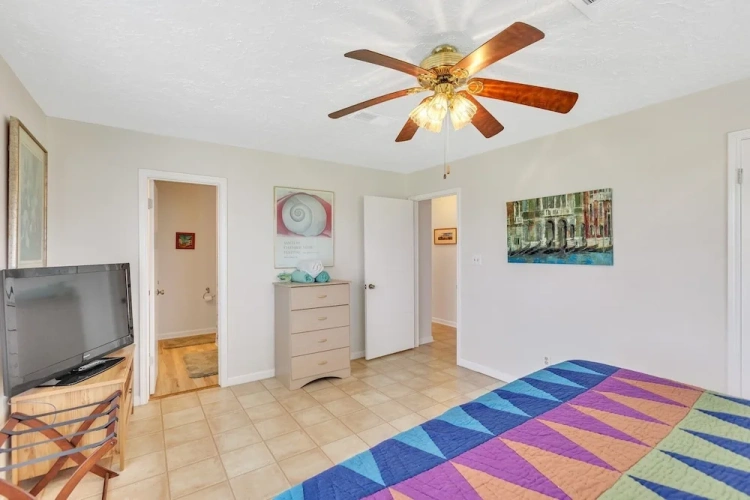 3 Bedrooms Cottage