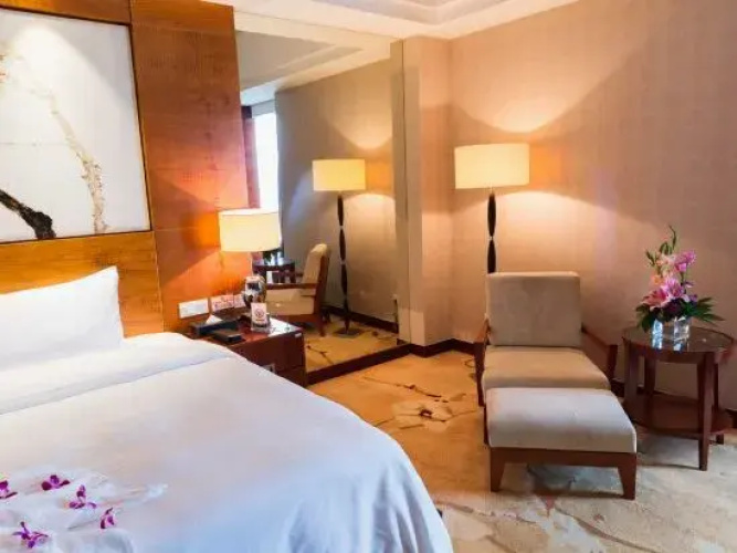 New Joyful Hotel
