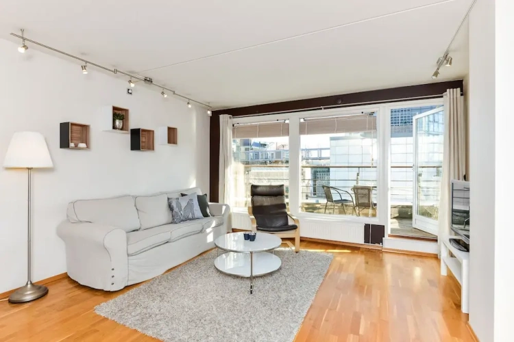 1 Bedroom Apartment with balcony