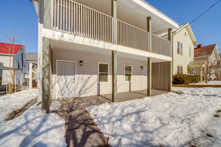 Explore the Hinton Historic District! Luxe Studio