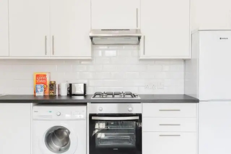 Kennington Apartment A/Apartment