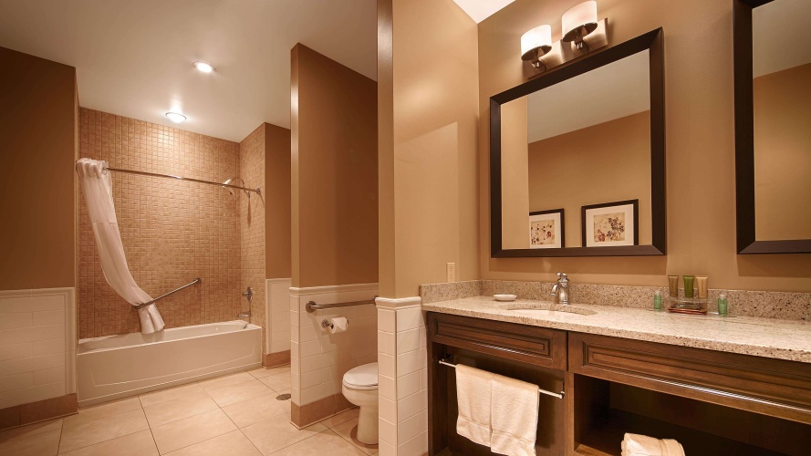 Best Western Parkway Inn & Conference Centre photo 11