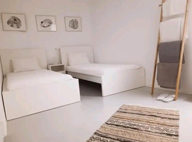 2 Bedrooms Cottage