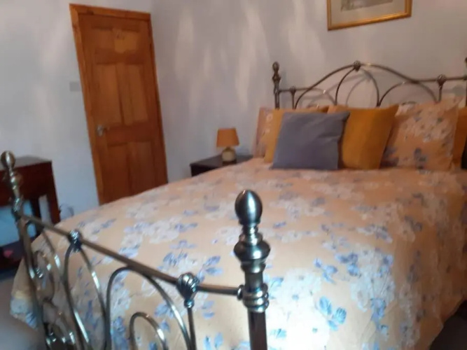 Cosy Modern Victorian 2 Bed Terrace