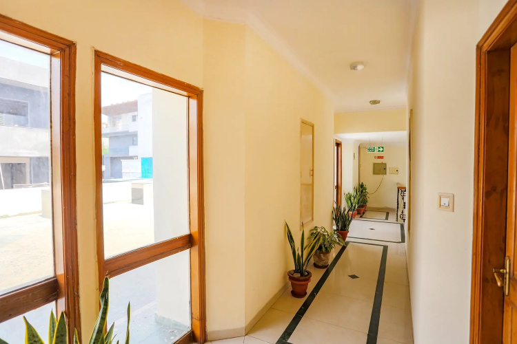 FabHotel Altus DLF Phase 2