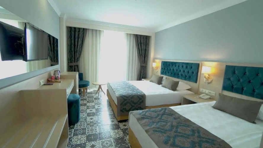 Dream World Palace Hotel