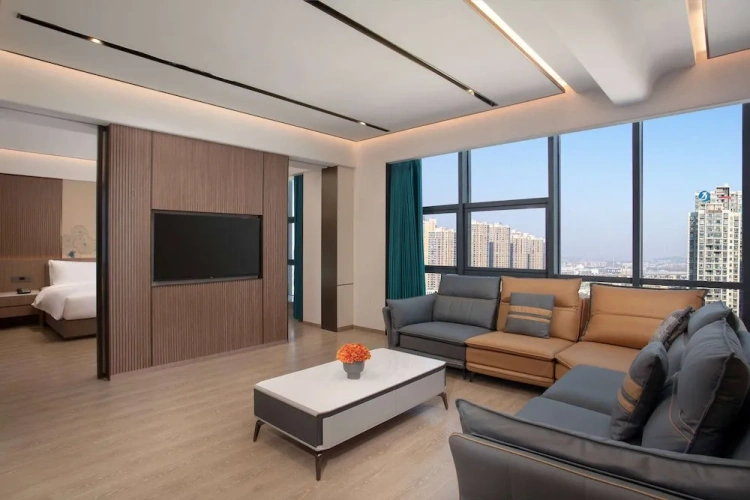Double Suite