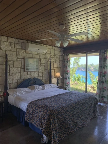 2 Bedrooms Luxury Villa with ocean view