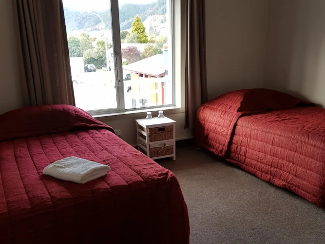Hampden Hotel