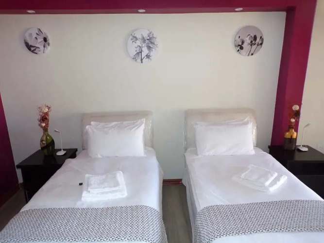 Joy Guesthouse Mabote