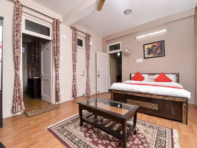 OYO 8660 Hotel Cozy Nook