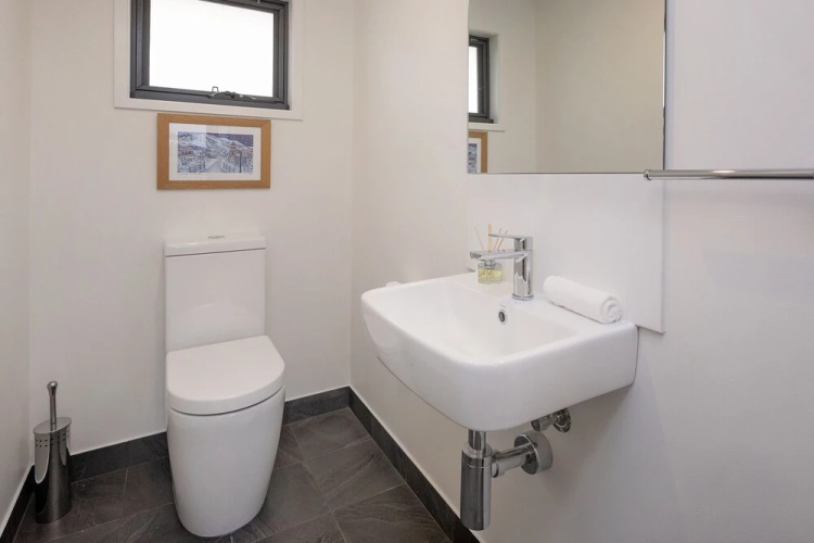 Mountview 43