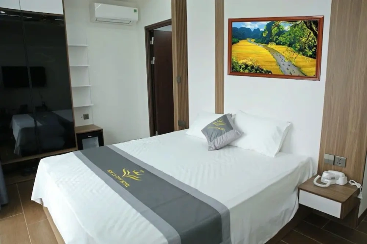 Superior Double room with city view