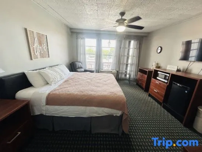 Standard Double room with balcony