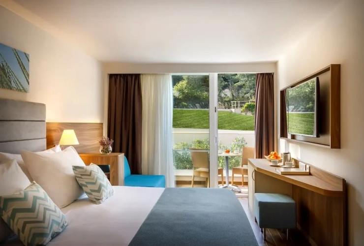 Superior room with balcony
